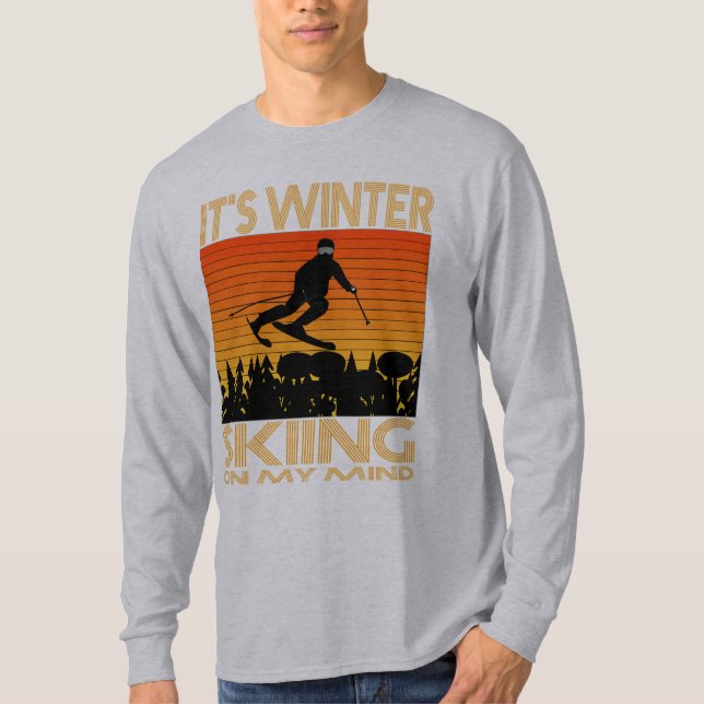 CAMISETA ES INVIERNO - ESQUÍ EN MI MENTE. (Anverso)