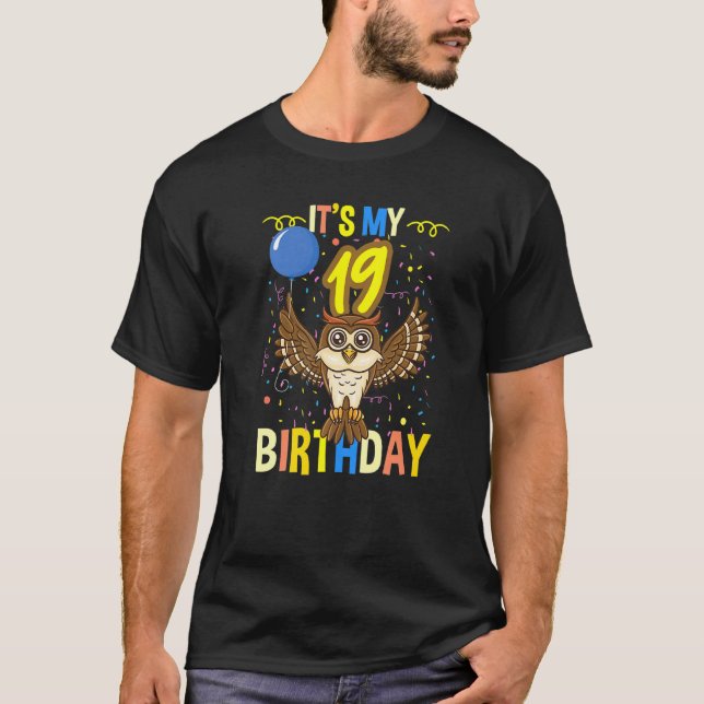 Camiseta Es mi ave de búho de cumpleaños número 19 (Anverso)