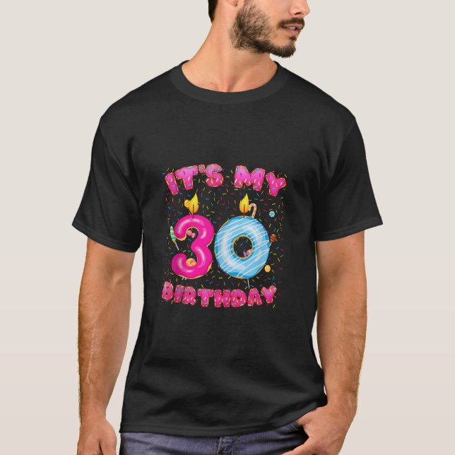 Camiseta Es mi Chica de cumpleaños número 30, dulce donut d (Anverso)