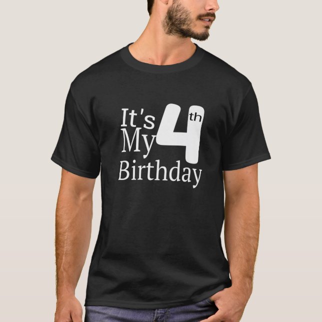 Camiseta Es mi cuarto cumpleaños (Anverso)
