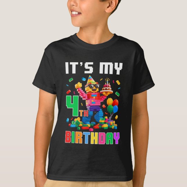 Camiseta Es mi cuarto edificio de cuatro cumpleaños cuatro  (Anverso)