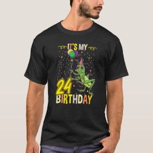 Camiseta Es mi cumpleaños número 24 saltamontes