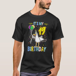 Camiseta Es mi gaviota de cumpleaños número 19