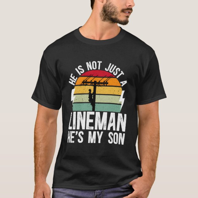 Camiseta Es Mi Hijo Lineman Mamá De Una Lineman Mama Line M (Anverso)