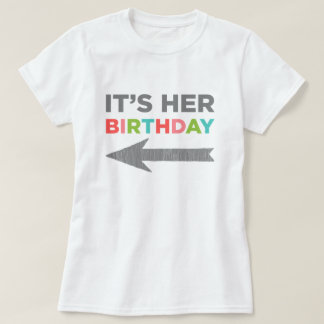 Camiseta Es su cumpleaños (flecha derecha)