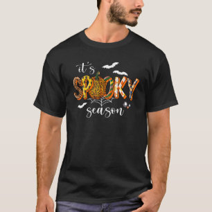 Camiseta Es temporada de fantasía Calabaza feliz Halloween