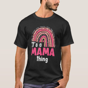 Camiseta Es un amor a mamá cuidar la polilla de arcoiris