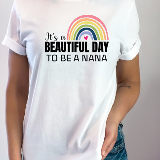 Camiseta Es un bello anuncio de embarazo en Nana