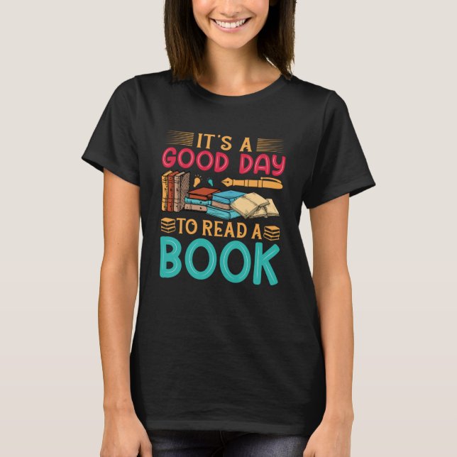 Camiseta Es un buen día para leer la biblioteca de libros (Anverso)