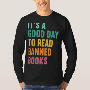 Camiseta Es un buen día para leer libros prohibidos en luga