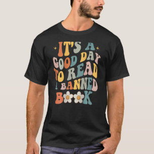 Camiseta Es un buen día para leer una biblioteca de libros 