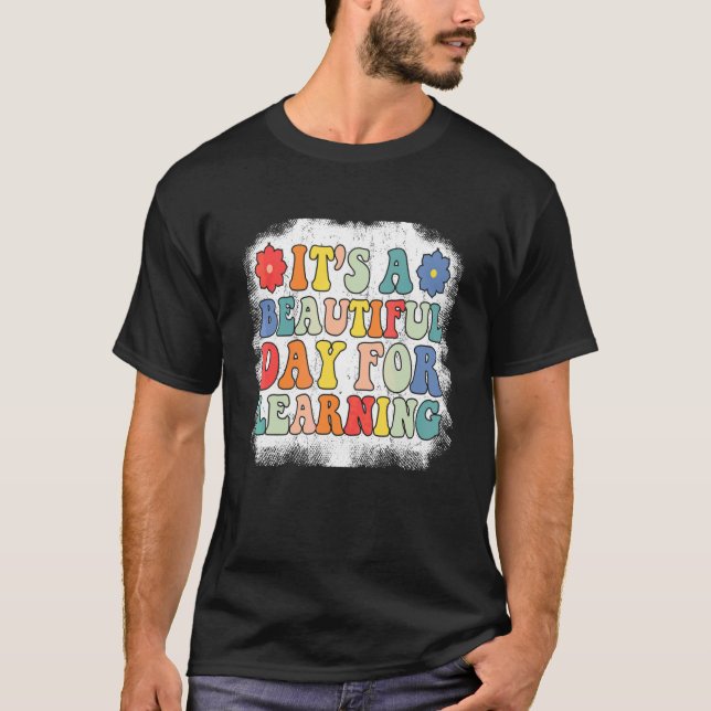 Camiseta Es un hermoso día para aprender Profesor Retro Esp (Anverso)