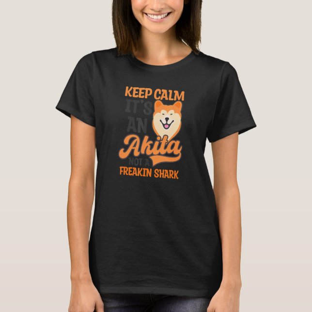 Camiseta Es una Akita, no un perro Akita de tiburón (Anverso)