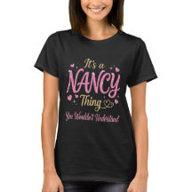 Es Una Cosa De Nancy Rosa Regalo Para Mujeres