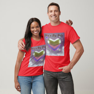 Camiseta Es una imagen de texto de bebé niño y corazón de a