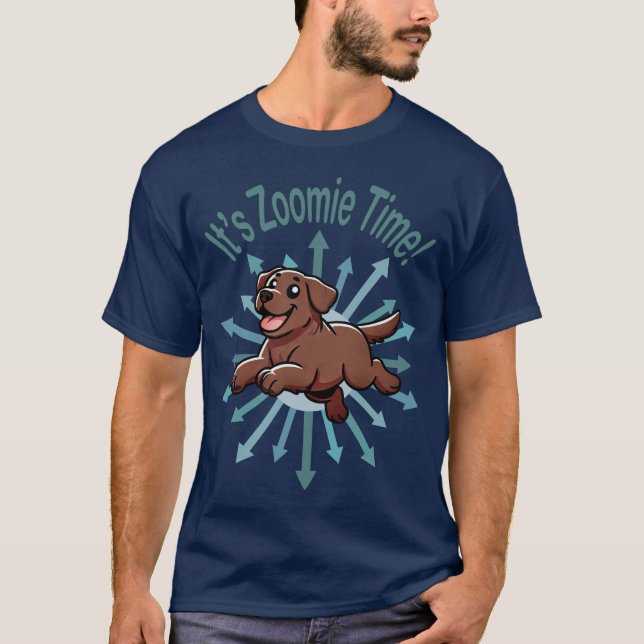 Camiseta Es Zoomie Time Chocolate Lab (Anverso)