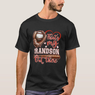 Camiseta Esa es mi abuela que está ahí fuera.