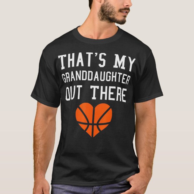 Camiseta Esa Es Mi Nieta Ahí Fuera, Baloncesto. (Anverso)