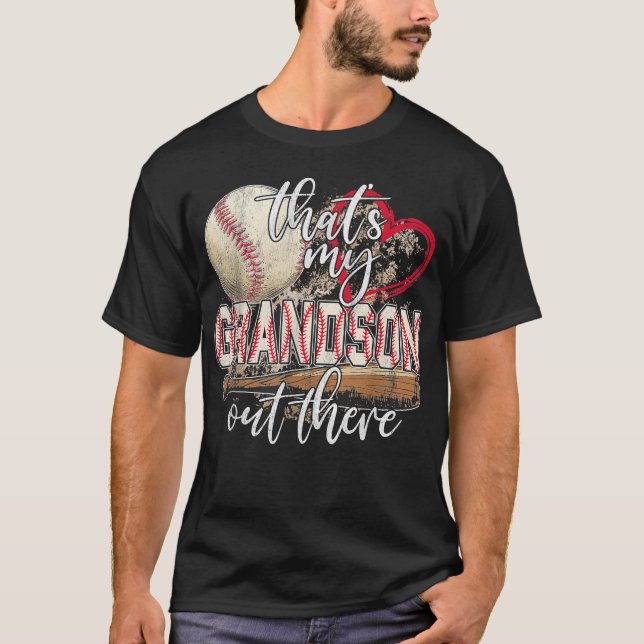 Camiseta Esa es mi nieto ahí fuera la abuela del béisbol (Anverso)