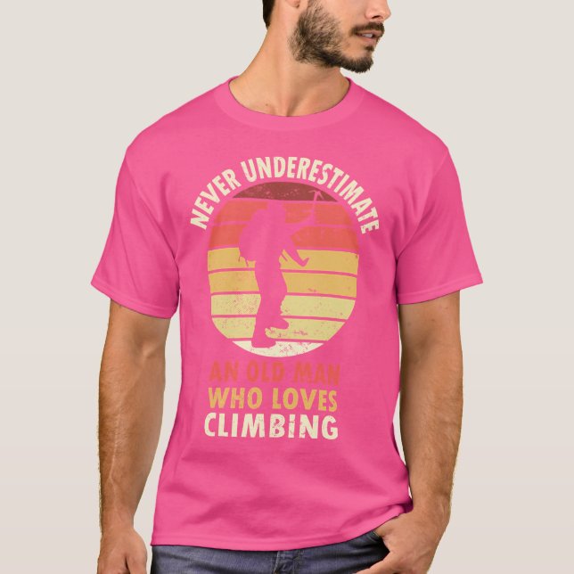 Camiseta Escalar nunca subestima a un anciano (Anverso)