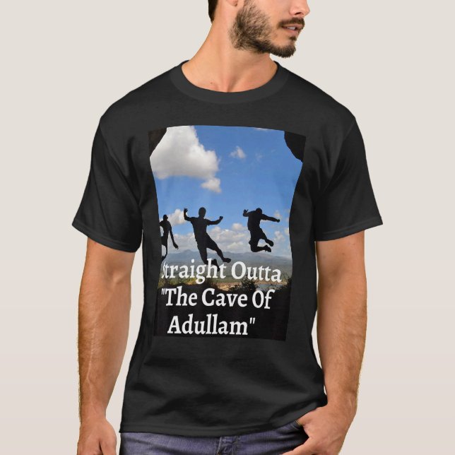 Camiseta Escalera Fuera De La Cueva De Adullam (Anverso)