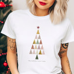 Camiseta Escándalo moderno minimalista simple árbol de Navi<br><div class="desc">¡Deseándote Navidades minimalistas! 🌟 Envíe cálidos deseos con nuestra moderna camiseta de Navidades de Rubor Faux Gold. Sencilla elegancia para una temporada alegre. ¡Difundan alegría por las vacaciones con estilo! 🎄 #MinimalistHoliday #FestiveGreetings</div>