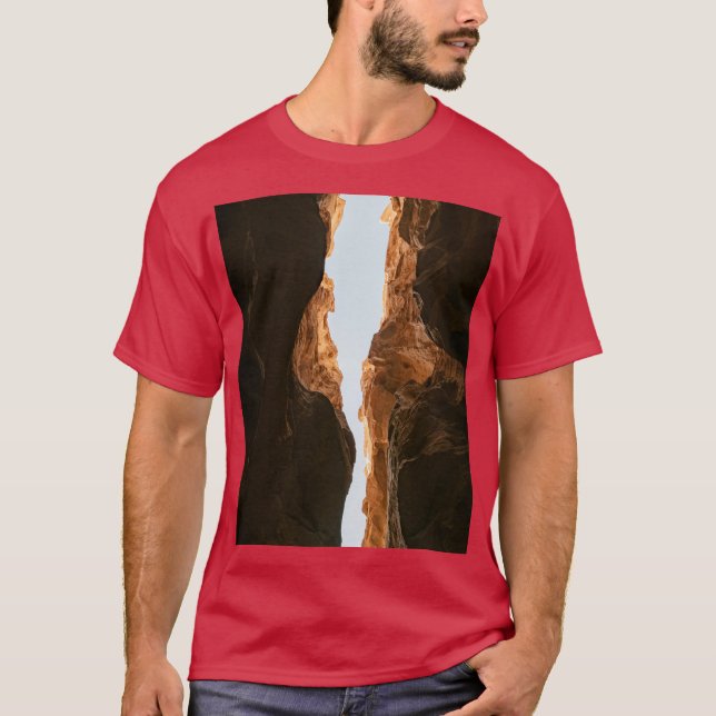 Camiseta Escapar De La Montaña. (Anverso)