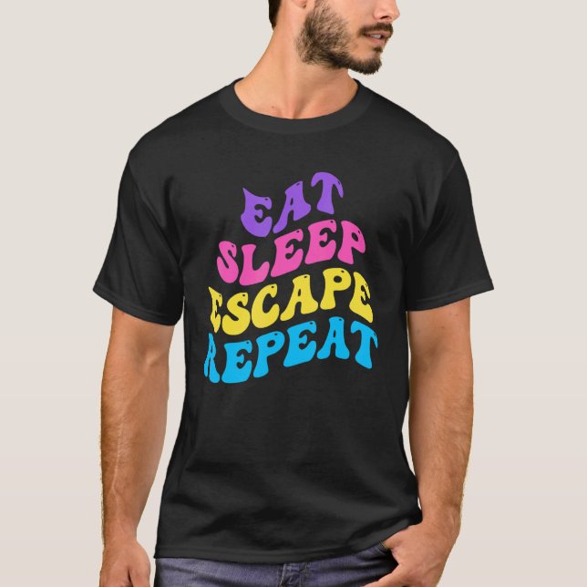Camiseta Escape Room Eee Sleep Escape Repetir para Punto y (Anverso)
