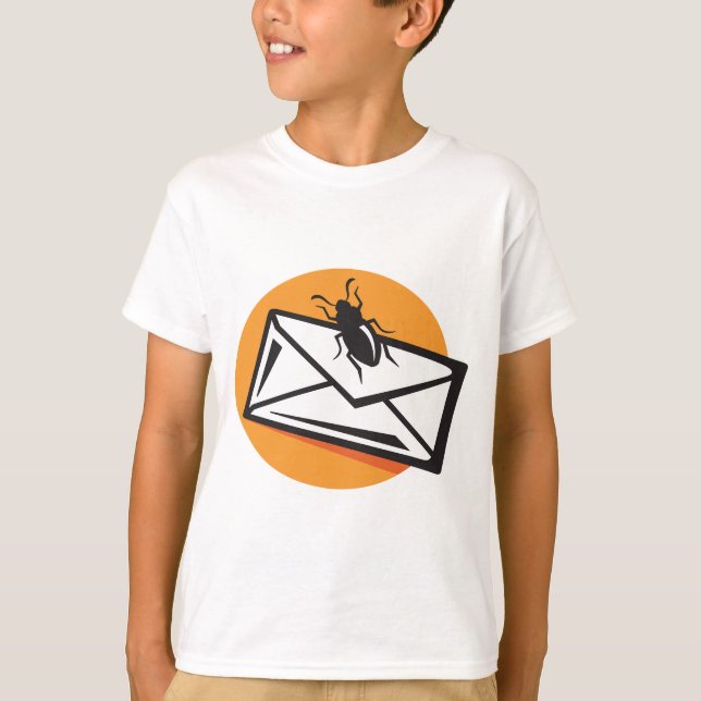 Camiseta Escarabajo negro sobre sobre (Anverso)