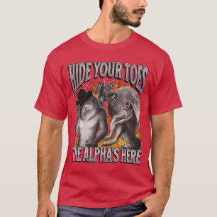 Camiseta Esconde a tus Alphas Aquí Funny Werewolf Meme Boo