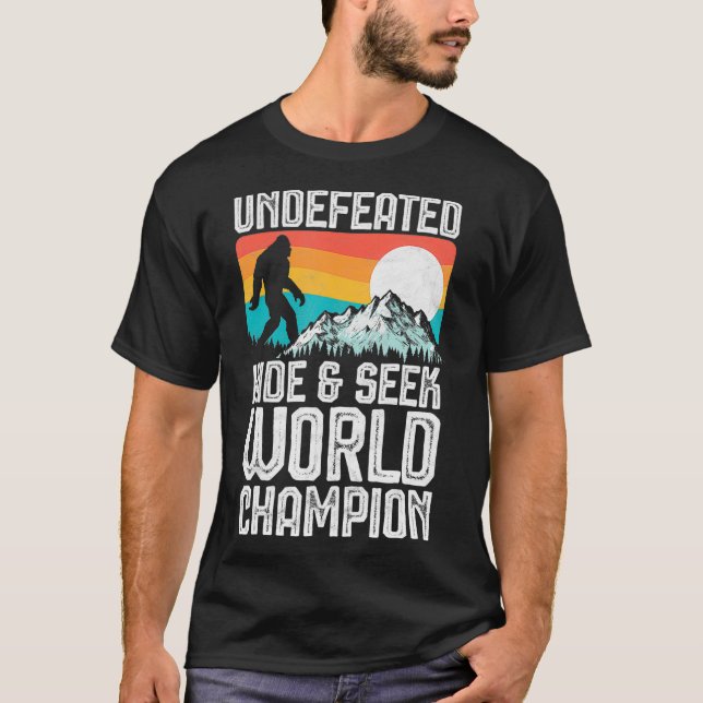 Camiseta Esconder y buscar las montañas campeonas del mundo (Anverso)