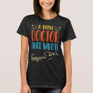 Camiseta Escritura A Mano De Médica Médico Divertido Un Méd