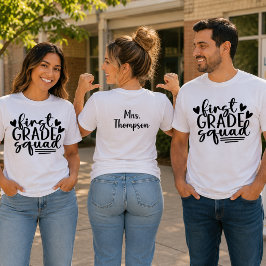 Camiseta Escuadrón de primer grado con el nombre del profes