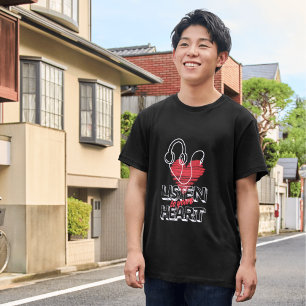 Camiseta Escucha la tipografía de la cita de tu corazón