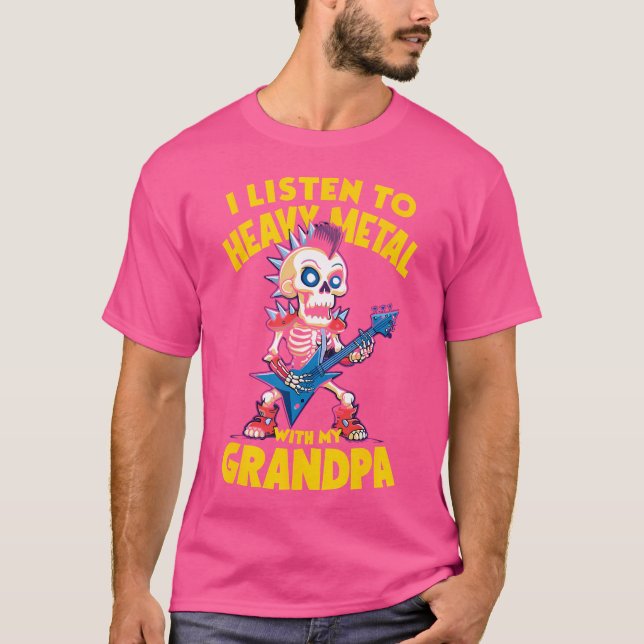 Camiseta Escucho A Pesado Metalizado Con El Esqueleto De Mi (Anverso)