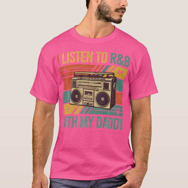 Camiseta Escucho Rb Con Mi Papi (Anverso)