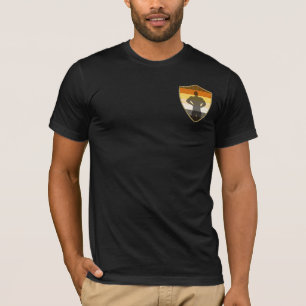 Camiseta Escudo de ráfaga solar del oso musculoso