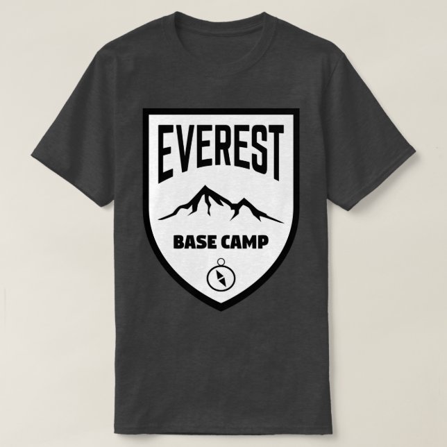 Camiseta Escudo del campamento base del Everest en blanco y (Diseño del anverso)