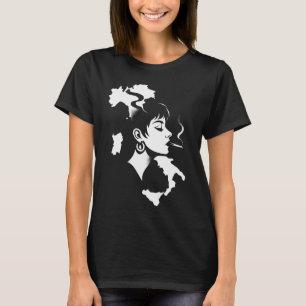 Camiseta Esencia Italiana: Silueta de Mujer Minimalista & I