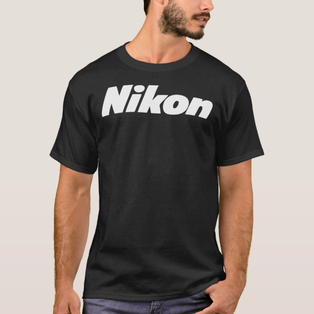 Camiseta Esencial para el material de promoción con el logo (Anverso)