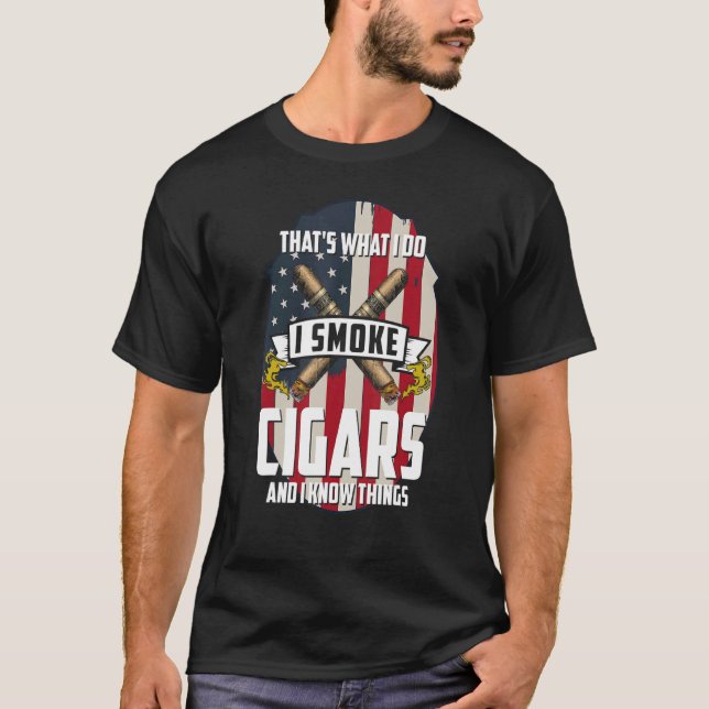 Camiseta Eso es lo que hago, fumo cigarrillos y sé cosas (Anverso)