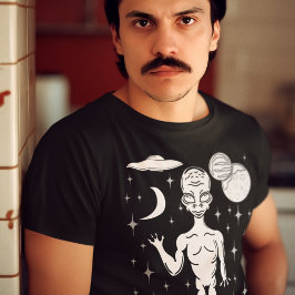 Camiseta Espacio ajeno con planetas, estrellas y ladrillo v