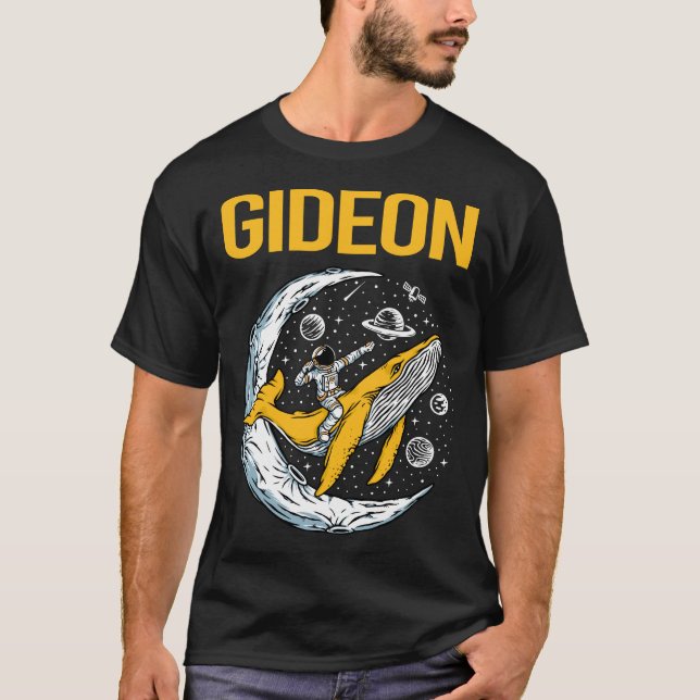 Camiseta Espacio Feliz - Nombre Gideon (Anverso)