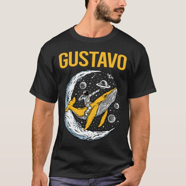Camiseta Espacio feliz - Nombre Gustavo (Anverso)