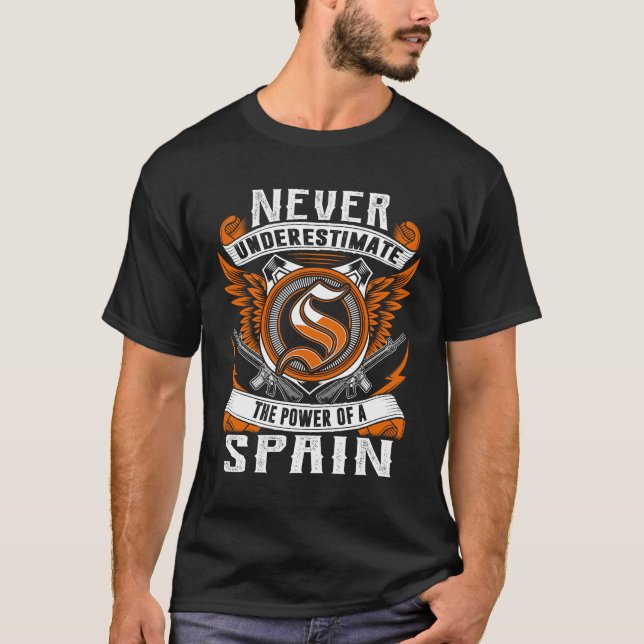 Camiseta ESPAÑA: Nunca subestimes a la personalidad (Anverso)
