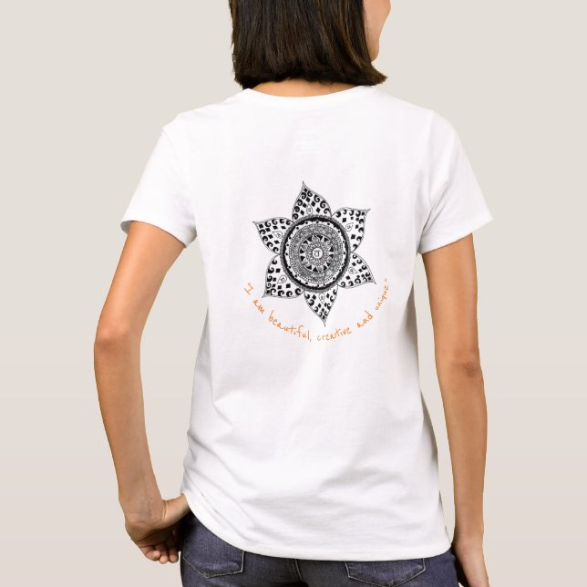 Camiseta especial Sacral Chakra Mandala para mujer (Reverso)