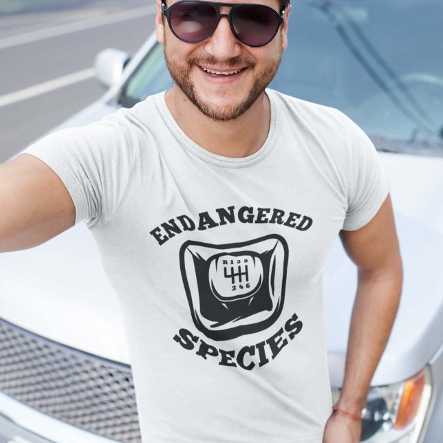 Camiseta Especies en peligro de extinción (Endangered Species Shirt Manual Cars)