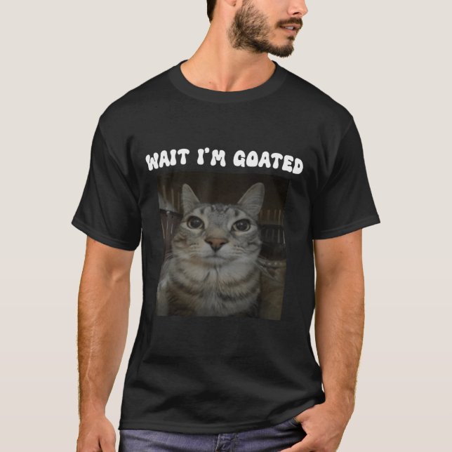 Camiseta Espera, me voy con el gato. Espera, soy gracioso. (Anverso)