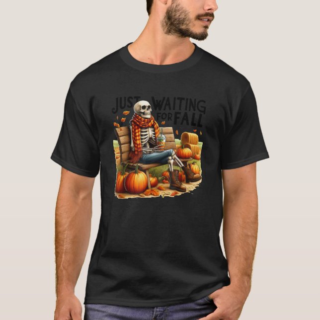 Camiseta Esperando A La Caída Del Skeleton Café Latte Fall  (Anverso)