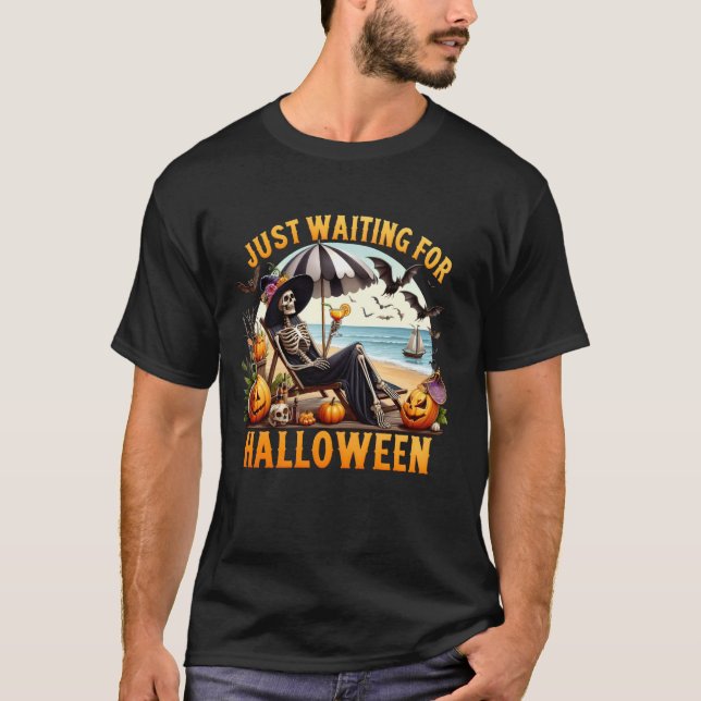 Camiseta Esperando Halloween Spooky Skeleton Witch H (Anverso)